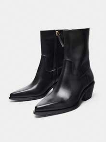 女式新款冬季皮革尖头粗跟侧拉链踝靴