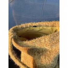 Huangguoshu single shoulder crossbody woolen bag autumn and winter woolen bag light commuter bag versatile simple casual magnetic buckle design