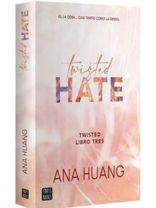 LIBRO JUVENIL TWISTED 3. TWISTED HATE. Es una apasionante novela romántica contemporánea que combina tensión, deseo y secretos explosivos. La historia sigue a Josh y Jules, dos personajes que no se soportan… o al menos eso intentan. Su rivalidad se convierte en un intenso juego de provocación y atracción, donde cada encuentro enciende emociones que ninguno estaba preparado para enfrentar. A lo largo del libro, descubrirán que detrás del odio puede esconderse una conexión poderosa, pero también heridas profundas que podrían destruirlo todo. Con giros inesperados, diálogos chispeantes y escenas llenas de química, esta entrega te atrapará hasta la última página. Perfecto para lectores que disfrutan de enemigos a amantes, drama, pasión y una trama adictiva. ¡Una historia que te hará suspirar, reír y querer más de la serie Twisted! - Libro único - Ver 3