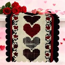 1/108 peças Slogan do Dia dos Namorados, Coração, Floral, Padrão Xadrez, Bandeira de Decoração de Mesa Impressa Digitalmente - 100% Poliéster, Decoração Sazonal para Casa, Cozinha e Sala de Jantar, Vários Tamanhos, Decoração Durável com Tema do Dia dos Namorados, Adequada para Reuniões Familiares, Festas e Celebrações de Feriados