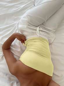 Áo tank top không dây, màu trơn, co giãn ôm sát dành cho nữ của Vaiaye, áo camisole cơ bản không dây thời trang cho mùa xuân và mùa hè. - Màu vàng - Xem 10