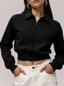Jaqueta feminina esportiva com capuz para atividades ao ar livre, fitness e corrida - Forro térmico acolchoado, gola dobrável, mangas compridas e modelagem ajustada. Design minimalista e elegante para esportes casuais ao ar livre. - Preto - Ver 7
