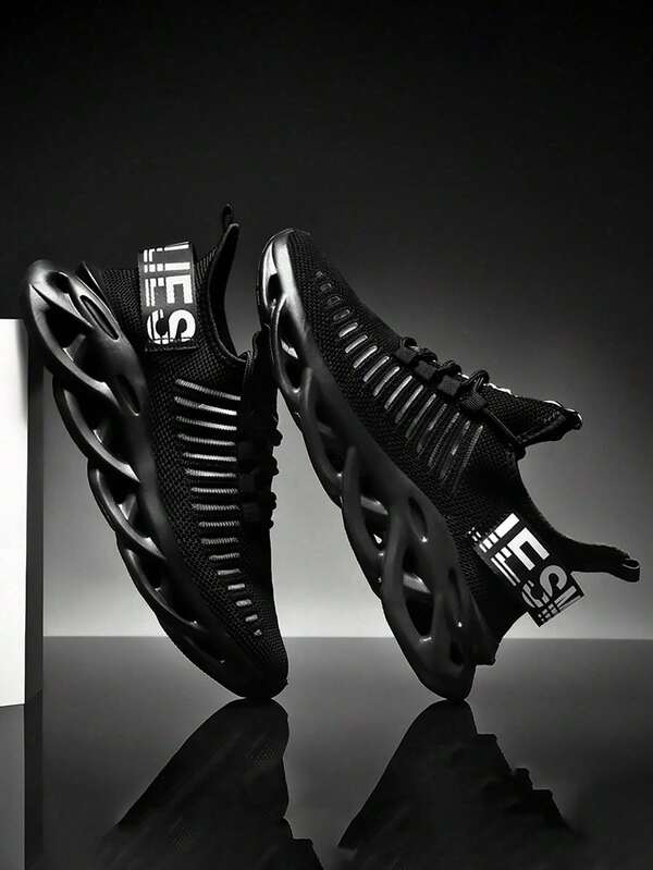 1 paire de chaussures de course légères et élastiques, respirantes, avec lacets décoratifs boucles à l'avant. Motif aléatoire/asymétrique tissé sur le côté