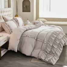 Beige Comforter Set Queen/King Size,Waterfall Ruffle Shabby Chic Farmhouse Bedding Sets,Soft Fluffy Boho Comforters Sets For All Season,200g Microfiber Filling Vintage Ruffled 3 PCS Quilt Set For Women Girls Room Decor - 米灰色 - 查看 6
