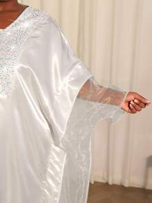 大码女士优雅白色非洲风情宽松亮片缎面欧根纱拼接连衣裙 - 白色 - 查看 9