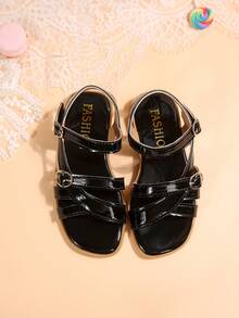 女童户外凉鞋夏季新款圆头镂空水钻贴防滑时尚优雅儿童平底沙滩凉鞋