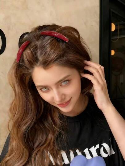 1pc Insert The Comb Korean Traceless Inverted Hair Comb, Simple And Sweet, Hair Clip By The Sea, Hair Clip, Summer Female Back Of The Head, Hair Clip, Hair Ornament Charming Hair Ornaments Autumn And Winter Hair Accessories Suitable For Daily Use, Home School, Seaside Vacation, Work, Commuting, Party, Holiday, Birthday Gift, Back-To-School Season, Versatile, Go Out Girl, Combs