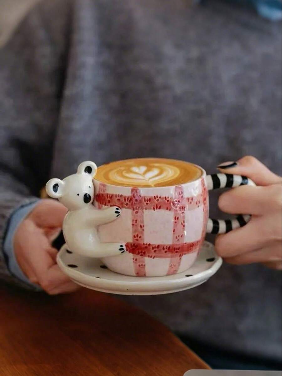 1 Set 350ml 3D Animal Plaid Ceramic Cup & Saucer, Cute Red & White Plaid Animal Pattern Ceramic Cup & Saucer, Cup Body With 3D Animal Decorative Details, Suitable For Coffee And Beverages, Ideal For Children's Room And Gifts For Friends