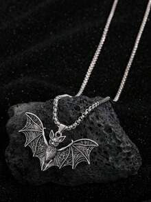 This Vintage Gothic Bat Pendant Necklace Is A Unique Hip-Hop Punk Style Suitable For Both Men And Women To Wear On Everyday Occasions And Holidays. It's Also The Perfect Gift For A Good Friend. - 復古銀色 - 查看 8