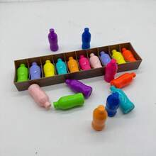 Celemela 21 Peças Conjunto de Jogo de Adivinhação de Garrafas Engraçado - Inclui 20 Garrafas Coloridas + 1 Caixa de Armazenamento, Aprimora o Pensamento Lógico de Adultos, Brinquedo de Relaxamento de Combinação de Cores, Treinamento de Memória e Raciocínio, Jogo de Mesa Criativo Adequado para 197 Países