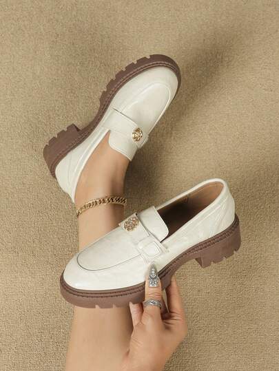 Mocassini bohémien da donna con suola spessa e colore unito alla moda