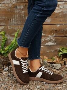 Tênis feminino casual versátil com estampa de leopardo, calçado esportivo moderno, confortável, durável, de borracha macia, respirável e leve, com patchwork, para mulheres - Castanho - Ver 7