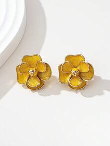 1 Pair Elegant Vintage Flower Stud Earrings For Women - Yellow - View 3
