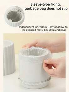 创意迷你向日葵桌面垃圾桶，带盖弹簧式垃圾桶，小型带盖垃圾桶，办公垃圾桶，车载垃圾桶，浴室带盖垃圾桶，迷你塑料垃圾桶。这款带盖垃圾桶无需用电，适合存放物品，多种颜色可选。