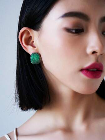 2 ชิ้นต่างหูมรกตเพทายทรงลูกบาศก์หรูหรา เหมาะสำหรับงานปาร์ตี้ งานเลี้ยง และโอกาสพิเศษระดับไฮเอนด์อื่นๆ ของผู้หญิง