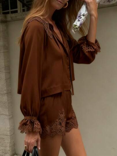 Womens Satin Lace Pajama Set, Elegant 3-Piece Loungewear With Camisole, Lace Robe, And Shorts, Sleepwear Set For Home Or Vacation