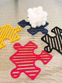 1pc Puzzle-Style Heat Insulation Mat, Interlocking Placemat, Heat Resistant Pad - Multicolor - View 3