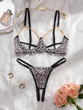 豹纹蕾丝拼接网纱无裆性感内衣套装