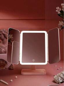 这款LED三折化妆镜具备3倍/2倍放大功能、触控操作、70颗LED灯珠、亮度可调、USB/电池供电、底部储物托盘，以及适合旅行和居家使用的三折设计。它是专业化妆、商务旅行、暑假度假、新娘妆容准备的理想之选，也是圣诞节、情人节、母亲节、感恩节和毕业季等节日送给女士的完美礼物。