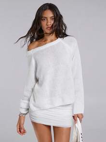 TypaGal Winter Fall Modern Chic New Year Party Retro Elegant Sexy Street Minimalist White Solid Color Asymmetrical Neck Casual Versatile Long Sleeve Pullover Sweater,Off The Shoulder Sweater In Fall/Winter - White - View 3