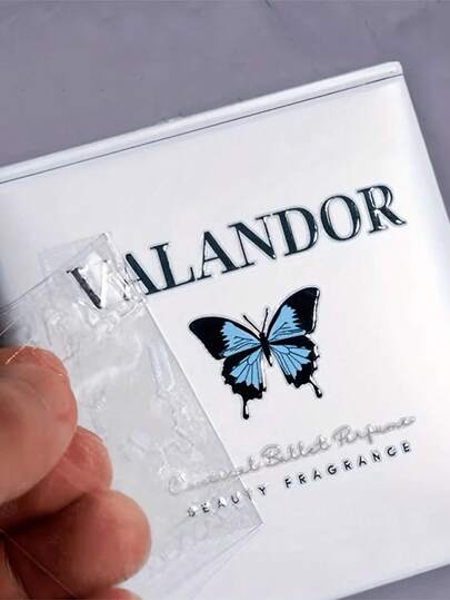 Etiquetas con nombre transparentes personalizables - Etiquetas de texto personalizadas, resistentes al agua, material PET personalizado, adecuadas para la organización de archivos, numeración, útiles escolares y de oficina, botellas de agua, loncheras, guarderías, preescolares y útiles escolares. Etiquetas adhesivas resistentes al agua, etiquetas autoadhesivas resistentes al agua personalizables para todo tipo de propósitos, adornos colgantes decorativos de Navidad/Halloween, temporada de regreso a clases, útiles escolares, oferta especial de temporada de regreso a clases.