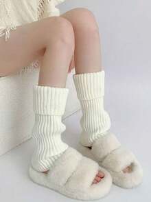 1 Pair Women's Fashionable Beige Knitted Slouch Socks, Winter Wear
