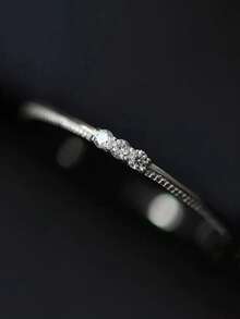 1 chiếc nhẫn đá Cubic Zirconia cổ điển, kiểu dáng nữ, thích hợp cho đám cưới, lễ đính hôn, ngày Valentine và các dịp khác. - Bạc - Xem 3