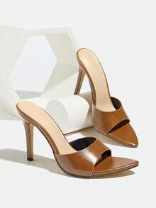 女士高跟镜面穆勒鞋，经典春夏设计，适合夜店、度假村、派对、宴会、户外、街头、T台、居家及休闲场合。鞋款特色包括：束腰带、尖头、性感露趾、纤细高跟、高品质镜面材质，时尚优雅，百搭，棕色。 - 棕色 - 查看 7