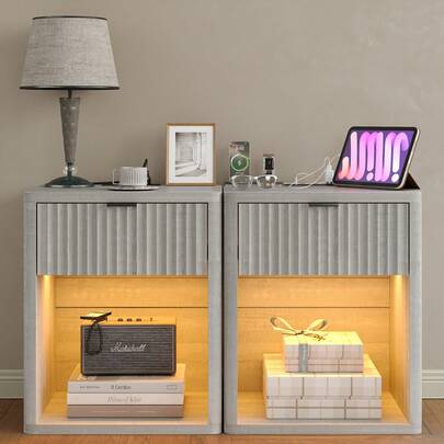 Yanosaku Mesita de noche contemporánea con estación de carga, espaciosa mesita de noche con LED que cuenta con cajón y estante de almacenamiento, modos de iluminación ajustables, mesita de noche y mesa auxiliar moderna de madera para dormitorio y sala de estar, acabado en roble.
