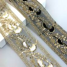 1/5 Yard, 8cm breite goldene metallische Pailletten Blumen Spitze, geeignet zum Nähen, kann für DIY Näharbeiten, Tischdecken Dekoration, Abendkleider und Heimdekoration verwendet werden, auch geeignet für Weihnachts- und Partydekorationen, DIY Haarclips. Vintage schwarze bestickte Pailletten Spitzenborte mit retro goldenem Blumenmuster - handgemachtes DIY Modeaccessoire, kann für Hüte, Kleider, Taschen und Vorhänge verwendet werden. - Verschiedenfarbig - Übersicht 5
