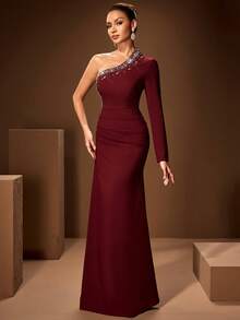 Women's Oblique Collar Solid Color Ruched Beaded Bodycon Maxi Dress, Long Sleeve - Burgundy - View 5
