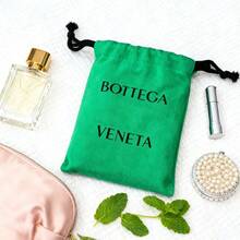 Bottega Veneta BV Parrot Green Large Canvas Shoulder Bag - Unisex Compact Design For Everyday Use