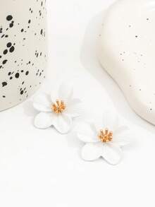 1 Pair Fashionable & Versatile White Flower Stud Earrings, Fresh & Sweet High-End Earrings For Women