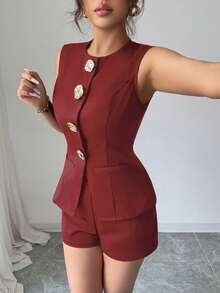 Conjunto casual y elegante de 2 piezas para mujer, que incluye una top de camisola con cinturón de moda (decorado con botones) y shorts, adecuado para compras, ir al trabajo, uso de oficina, una opción ideal para atuendos profesionales de verano y la temporada de regreso a clases. - Rojo - Ver 3