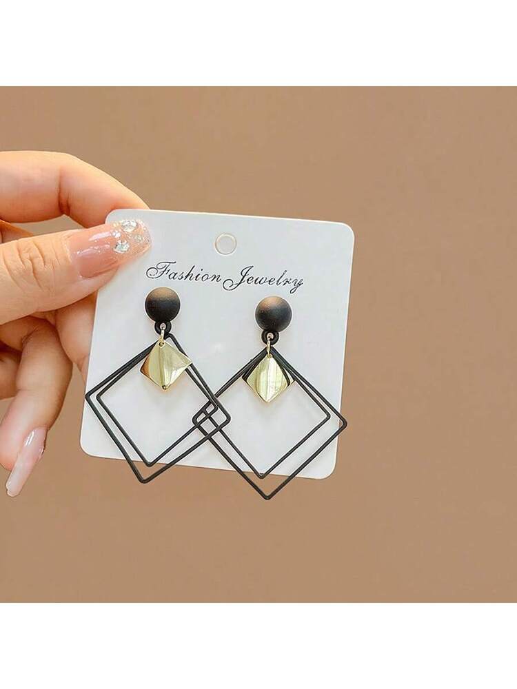 Hollow Out Geo Drop Earrings
