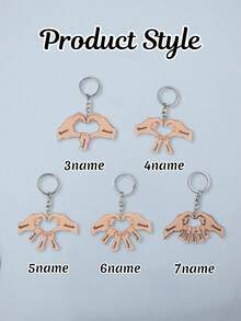 LICVIC 个性化心形多手亚克力钥匙扣，可定制姓名家庭钥匙扣，可爱定制钥匙扣，送给孙辈的圣诞礼物，可定制3-7个名字的包包挂饰，心形图案钥匙扣，女士钥匙扣，送给爸爸的礼物，圣诞礼物，圣诞节，卡通，朋友，家人，妈妈，女孩，儿童