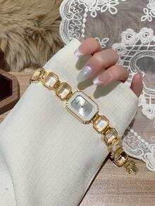 1件装女士金色合金不对称手镯腕表，时尚阿拉伯数字表盘，石英机芯，可调节表带，适合日常佩戴和节日礼物 - 白色 - 查看 4