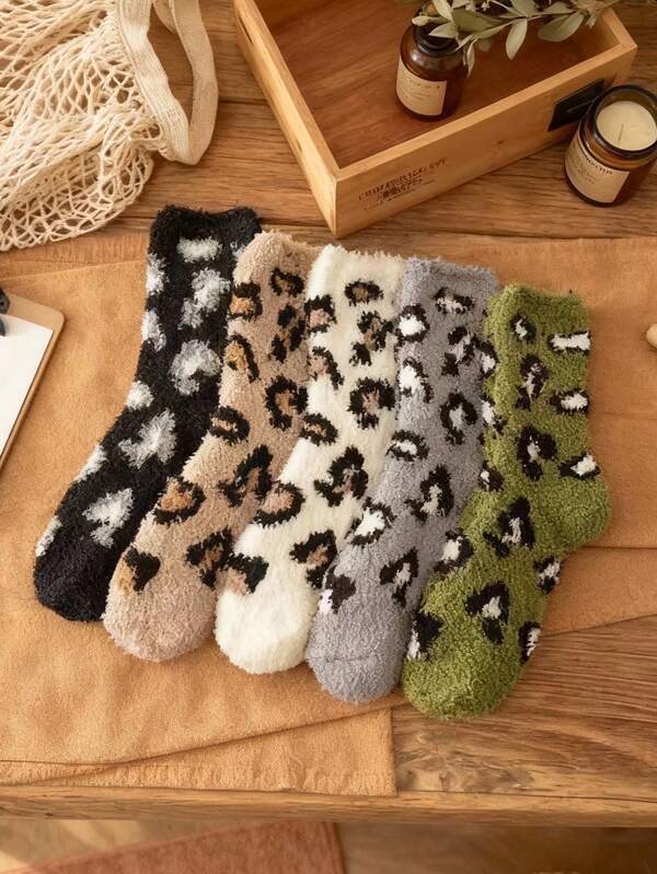 5 Paar Damen warme Leoparden-Muster Lässig Polyester Weich Fleece Bequeme Vielseitige Herbst/Winter Knöchel Socken