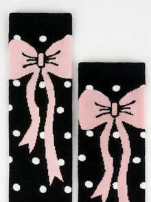 1/2/3/4/5 par skarpetek damskich do połowy łydki z kokardką, o prostym, ale eleganckim wzornictwie i właściwościach odprowadzania wilgoci. Delikatna kokardka zdobi kostkę, dodając odrobinę słodkiego uroku. Idealne na wiosnę i jesień. - Wielokolorowe - Zobacz 3