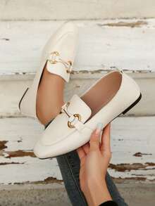 Mocasini eleganți cu decor metalic, mărime mare, fără mâneci, negri, toamnă - Bej - Vizualizare 1