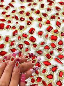 10/50 قطعة من إكسسوارات الأظافر الفاخرة المصنوعة من سبيكة ذهبية وحمراء لجو عيد الميلاد، تشمل الكريستال الراين، والقلب، والماس، والأوكتاجون الطويل، والماركيز، والقطرة الطويلة ثلاثية الأبعاد، مناسبة للارتداء اليومي وتزيين الأظافر DIY، مستلزمات الأظافر