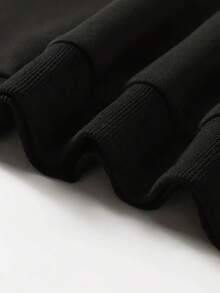 Santa Cruz Shark Graphic Hoodie Unisex Streetwear Sweatshirt With Bold Print And Front Pocket Design - Đen - 36 - Xem 4