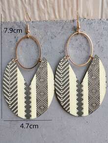 1 Pair Fashionable Exaggerated Vintage Wooden Leaf Earrings For Women