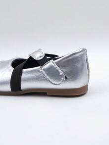 女童鞋秋季新款软底魔术贴公主鞋婴幼儿时尚小皮鞋低帮防滑平底鞋宝宝平底鞋 - 銀色 - 查看 7