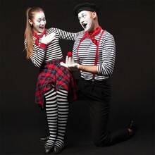 9pcs Women's French Pantomime Performer Outfit And Accessories Set - Party Style Polyester Fiber Pantomime Costume, Equipped With A Beret, Adjustable Red Straps, Striped Arm Sleeves, High Socks, Scarf And White Gloves, Suitable For Halloween Costume