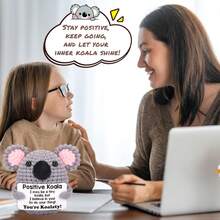 1 件手工编织积极钩针考拉腰带鼓励卡装饰物，适合男士和女士的礼物。送给男士、女士、朋友、女儿、节日礼物、生日礼物。母亲节礼物、教师感谢礼物、父亲节礼物 - 彩色 - 查看 9