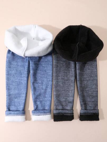 女童冬季保暖打底裤，保暖舒适，面料柔软，时尚百搭的修身裤，适合冬季穿着