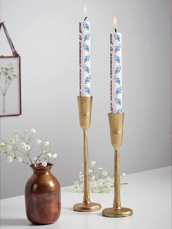 25 cm Bougie droite de style européen classique, bougie sur bougeoir, cire de soja naturelle, motif en porcelaine bleu et blanc personnalisé, décoration de table, convient à divers scénarios de fête, restaurants, banquets, anniversaires, mariages, festivals, Saint-Valentin, prières, fêtes, Noël, Halloween, éclairage, camping en plein air