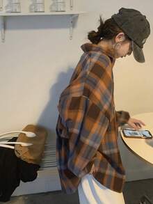 Plaid Print Pocket Button-Up Shirt With Faux Pocket Design, Random Fabric Panels