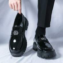 Metal Decorative Buckle Shiny Thick-Soled Loafers - Formal Shoes For Weddings And Parties - Versatile For Daily Wear/Relaxation - Chunky Loafers - New Style - Streetwear Dress Shoes - Men's Business Casual Shoes - Size 40-46 - 黑色 - 查看 1